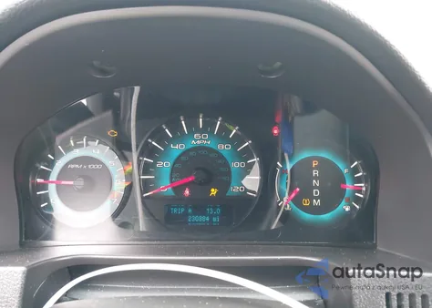 2010 Ford Fusion Sport z USA, uszkodzony, nr VIN 3FAHP0KC8AR205398